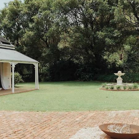 Luxe Hinterland Stay, Eastnor At Montville Estate 외부 사진